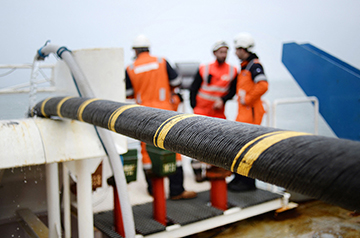 Smart Fiber-Optic Cables to Revolutionize Seafloor Monitoring