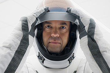 Trump picks billionaire astronaut to lead NASA