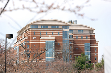 Legal adviser warns NIH not to kill 900 grants a second time