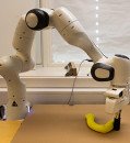 AI allows new robot to manipulate soft and pliable objects