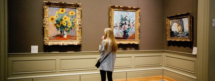 Survey Investigates AI Technologies in Art Classification and Creation