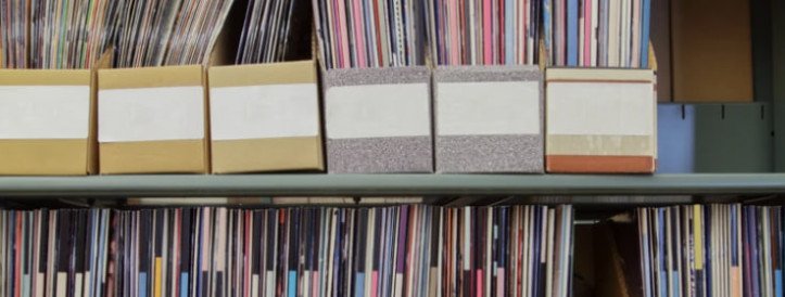 Western Scientists More Likely to Publish Rejected Papers Faster