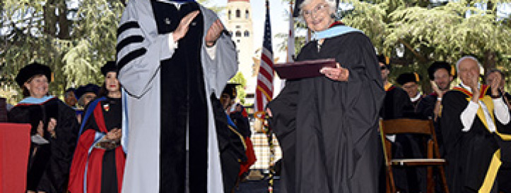 Lifelong Learning: Stanford GSE Student Receives Master’s Degree After 80 Years